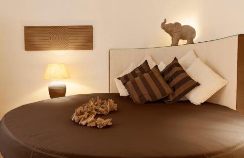 Rione XIV Borgo Apartment | Vatican Borgo Pio Splendid Apartment