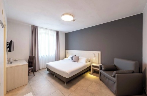 Castelleone Hotel | Vecchio Casello