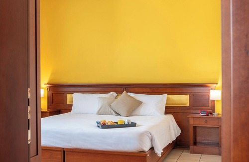 Castelleone Hotel | Vecchio Casello