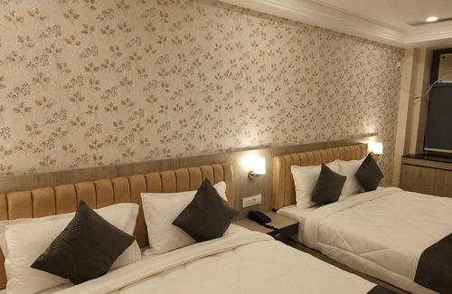 Faizabad Hotel | Veda INN by Chrysdorf