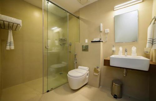 Adimaly Hotel | VEETEE MID TOWN