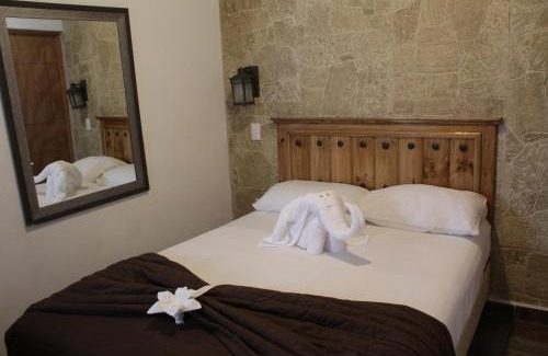 Lomas de Mazatlan Hotel | Venados Inn