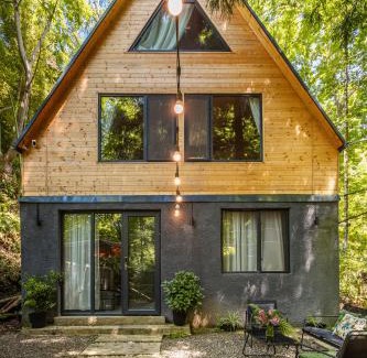 Kobuleti House | VenoSea Tsikhisdziri Seaside Cottage