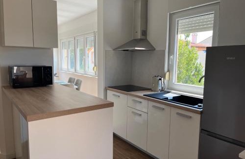 Brinje Apartment | Ventana Pool Apartments - Stara Novalja