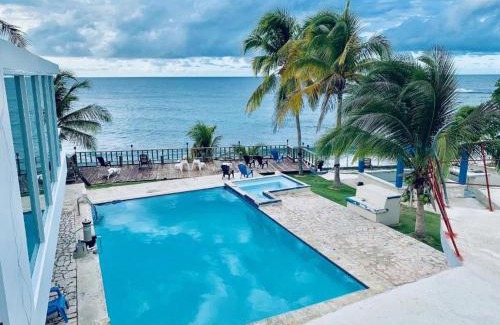 Jarealito Apartment | Ventana Va1a at Arecibo 681 Arecibo Ocean Drive