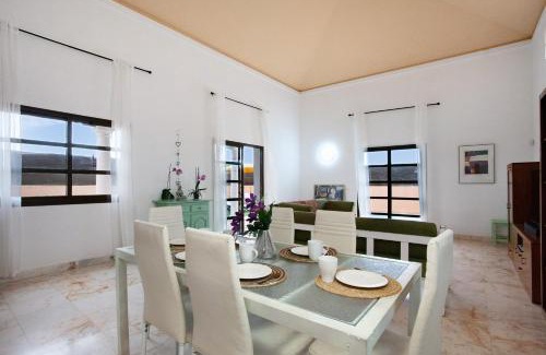 Geafond Villa | Venus House