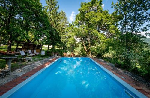 Apecchio Villa | Verde Immenso - Pool BBQ Relax