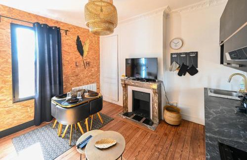 Cote Est Soquence Apartment | Verdun Doré - Parking gratuit, Netflix, Balcon, Internet Fibre - 2 Ch