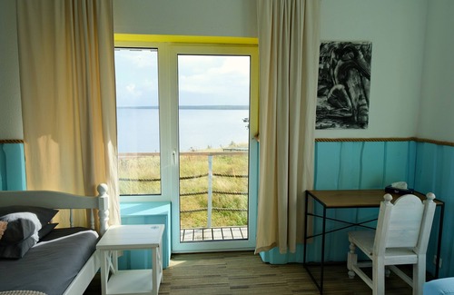Vergi Hotel | Vergi Harbor and Hotel Wirkes'