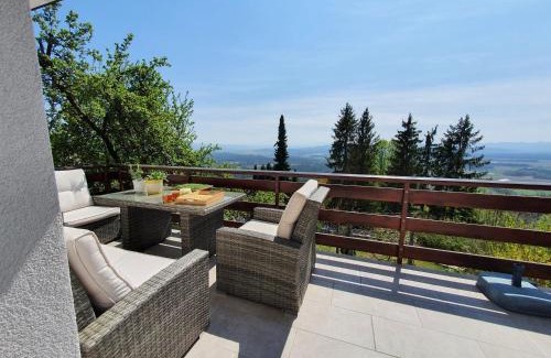 Senturska Gora Villa | Veronica's place in the mountains
