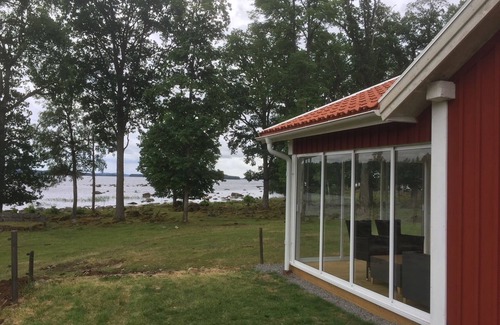 Vrigstad Cottage | Very cozy house on the lake Rusken
