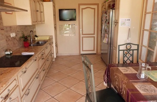 Mejannes-les-Ales Villa | Very nice comfortable villa in the middle of the oaks