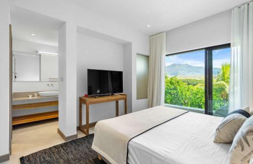 Grande Riviere Noire Apartment | Vesper Beach - Luxury Beachfront Apartment