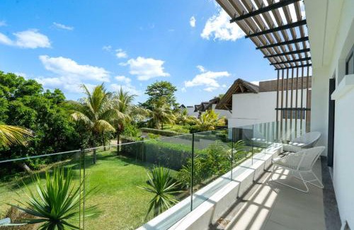 Grande Riviere Noire Apartment | Vesper Beach - Luxury Beachfront Apartment