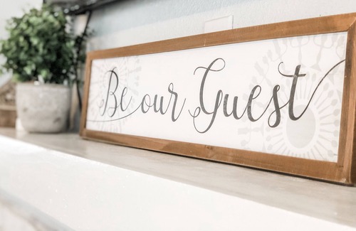 Austin Ave. House | Vesper Violet House - Hot Tub - Uptown District