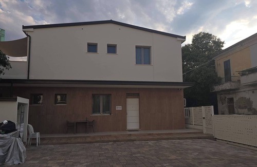 Pineta Apartment | Vespucci Guest House