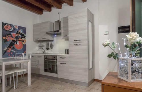 Borgo San Leonardo Apartment | via San Bernardino 8 flat - Affitti Brevi Italia