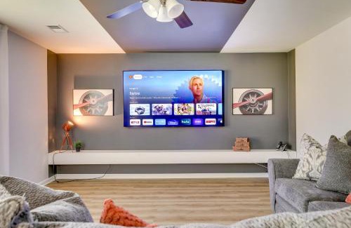 Elliott House | Vibe Villa with Backyard about 8 Mi to Shaw AFB!