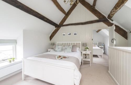 Powerstock House | Vicarage Cottage