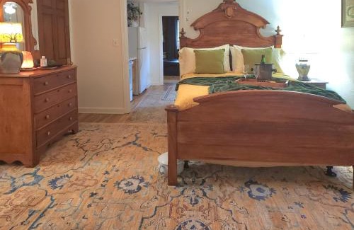 Limekiln Apartment | Victorian Apt at SanctuaryoftheSwan dog friendlyhotel alternative farm stay