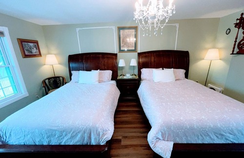 Wolfville Bed & Breakfast | Victorian Room - Patio, Patio, Downtown