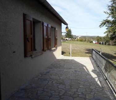 Saint-Andre-de-Vezines House | VIDAL BERNARD