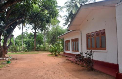 New Town House | Vidu Guest Anuradhapura