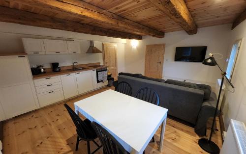 Waitzdorf Apartment | Vierseithof "Waitzdorfer Hof"