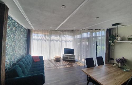 Carnikava House | Viesu māja Livi