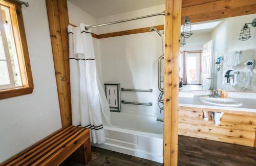 Trinidad Hotel | View Crest Lodge