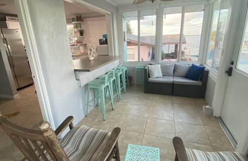 Weirsdale Cottage | View of Lake Weir & private beach access