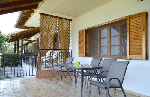 Anatolikos Olimpos Apartment | View of the Castle and the Sea 1