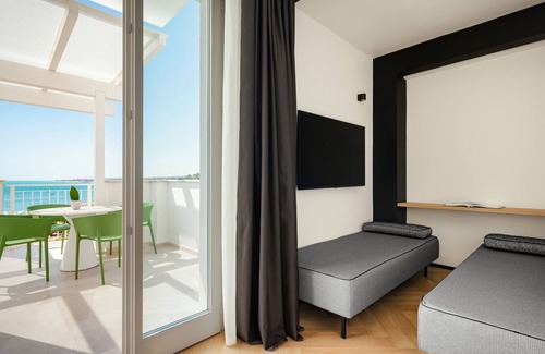 Numana Hotel | View Place & Spa