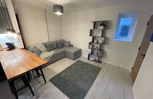 Levenmouth Cottage | Viewforth Cottage - Cosy place by the beach ideal for a couple or family of 4