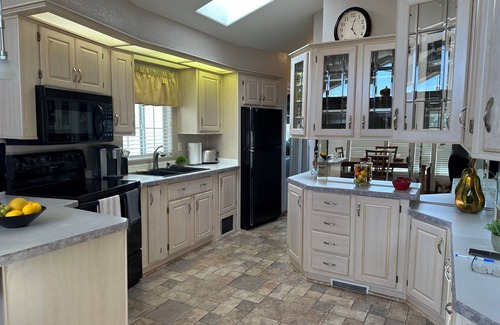 East Mesa House | Viewpoint Resort Spacious 2-bedroom on Golf Course with View & Great Amenities