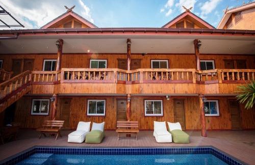 Central Pattaya Resort | Viking Resorts