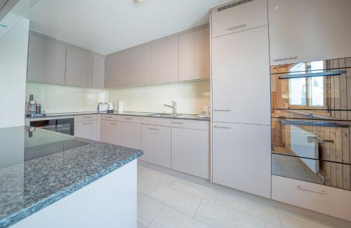 Arosa Apartment | Viktoria A44 by Arosa Vacations, exklusives App im Zentrum mit privater Garage & Panoramablick