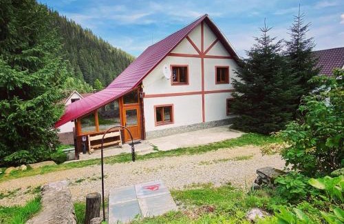 Rausor House | Vila Artemis