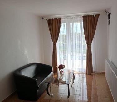 Hateg House | VILA LA FORTALEZA