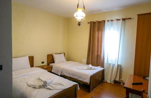 Moscopole House | Vila Mata
