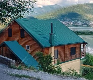 Kolasin Municipality House | Vila Omeragic