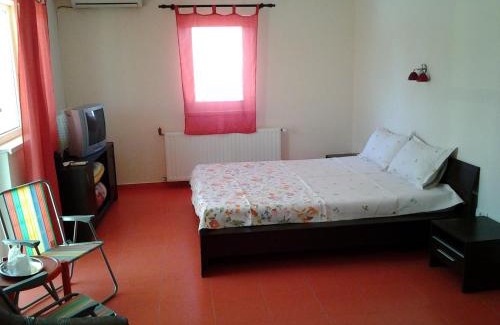 2 Mai House | Vilele Brise de Mer