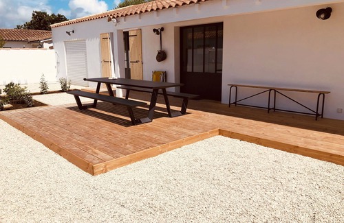 La Couarde-sur-Mer Villa | Villa 10 Personnes Proche Centre Village La Couarde