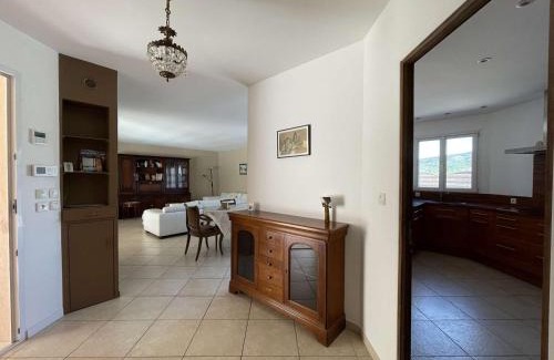 Vallon-Pont-d'Arc House | Villa 11 Pers à Vallon-Pont-d'Arc - Piscine Privée, 5 Ch, Jardin, Proche Centre - FR-1-382-213