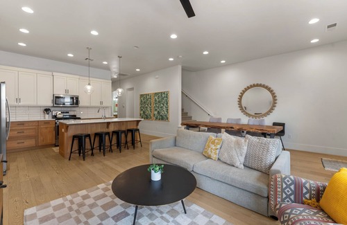 Bloomington House | Villa #12 at Bloomington Country Club: Pool, Golf, Restaurant