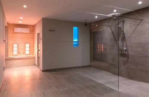 Overmere Villa | Villa 121