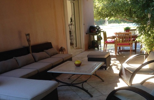 La Farlede Villa | VILLA 160M2 CLIMATISEE OF FULL FEET - POOL LAND 2500M2 TO 8KM OF THE SEA