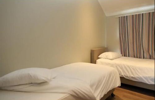 Froidchapelle Villa | Villa 2 chambres au bord du lac de l'Eau d'Heure