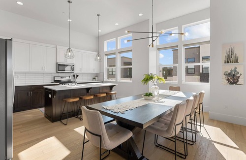 Bloomington Condo | Villa #20 at Bloomington Country Club: Pool, Golf, Restaurant