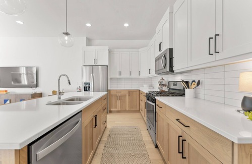 Bloomington House | Villa #30 at Bloomington Country Club - Red Cliffs: Pool, Golf, Restaurant